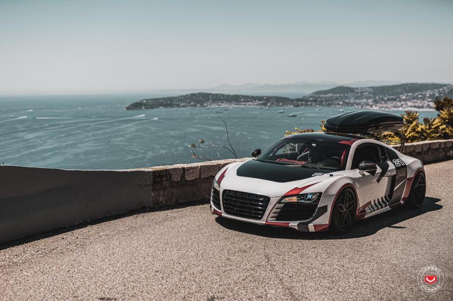  Audi R8 on Vossen Wheels (HC-2) 2019 года  (фото 1 из 5)